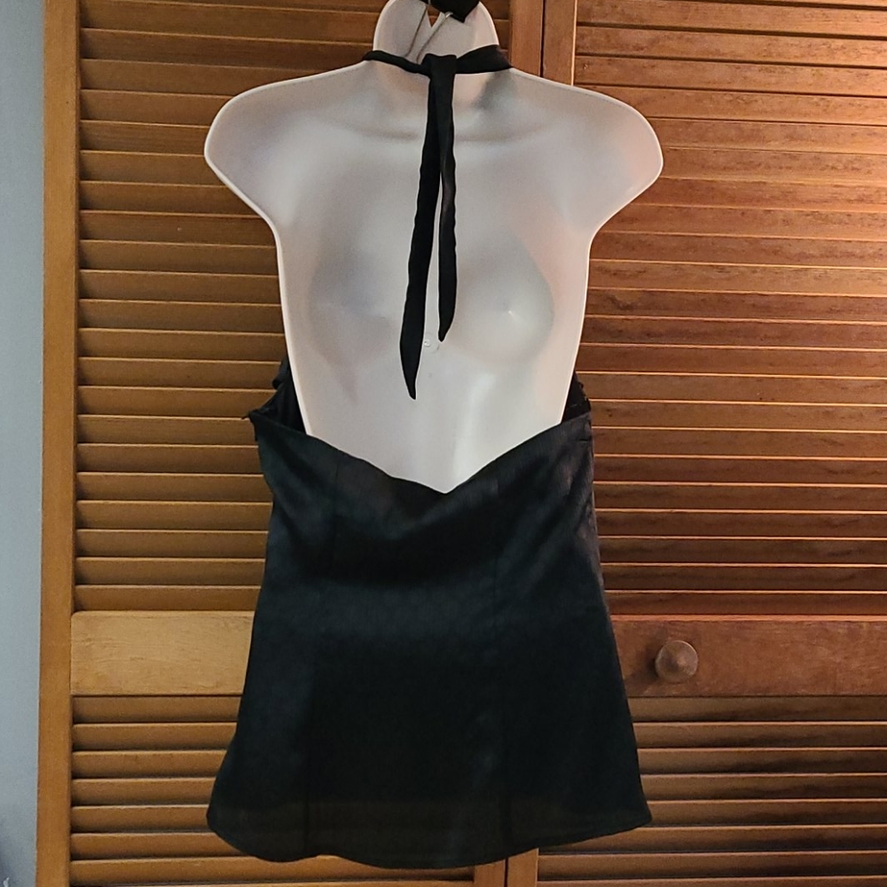 High Neck Ruffled Open Back Halter Top - Picture 5 of 9